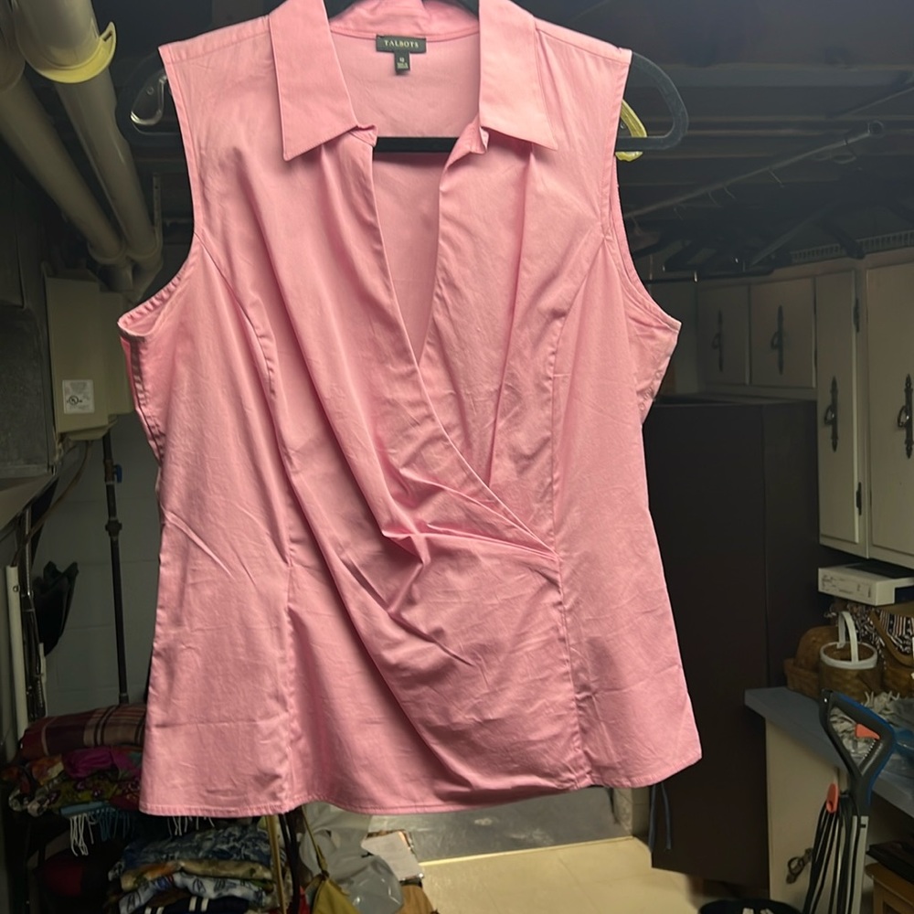 Talbots structured sleeveless shirt